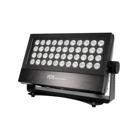 Foco LED FOS F-5 PRO - un potente foco LED diseñado para exteriores. bañador led bajoconsumo